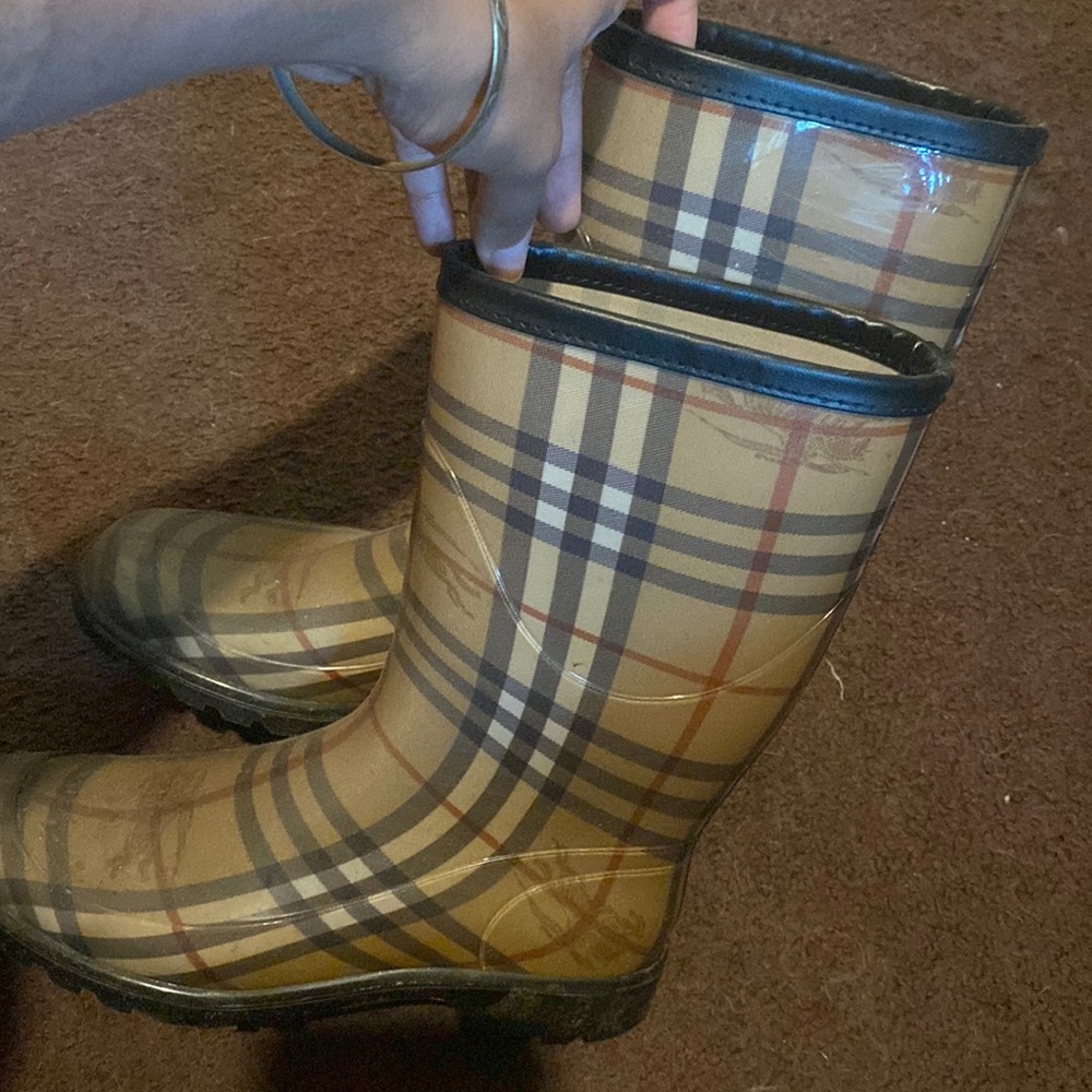 Burberry rain boots